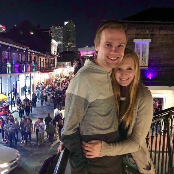 Meet Your Posher - Picture 5 of 5